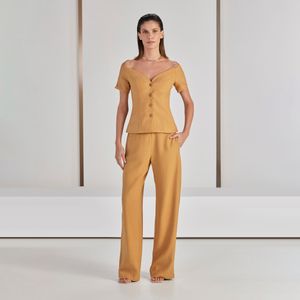 BLUSA ANGE MANGA CURTA CARAMELO
