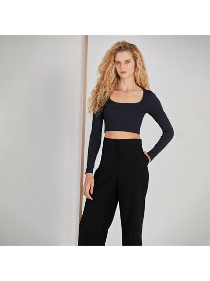 CROPPED MALVA DECOTE CANOA MANGA LONGA PRETO