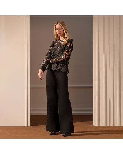 CAMISA GEORGINA EM RENDA PRETO