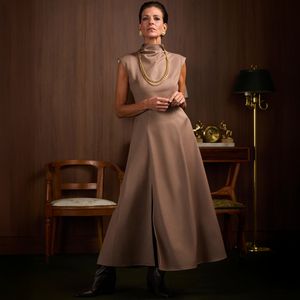 VESTIDO MAISIE MAXI MIDI MARROM