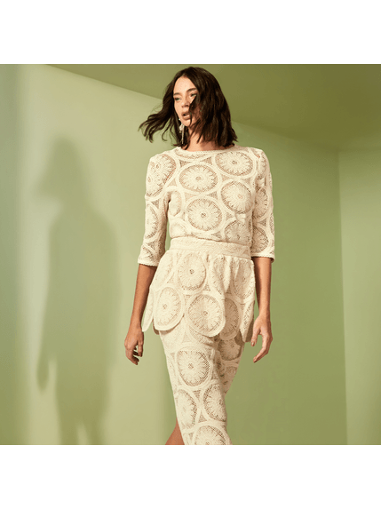 BLUSA MIRELA EM CROCHET RELEVO