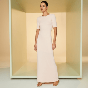 VESTIDO ALINA LONGO CANELLE COM ABERTURA COSTAS ROSA CLARO